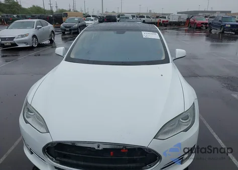 2013 Tesla Model S Performance из США, поврежденный, VIN 5YJSA1CP3DFP05886